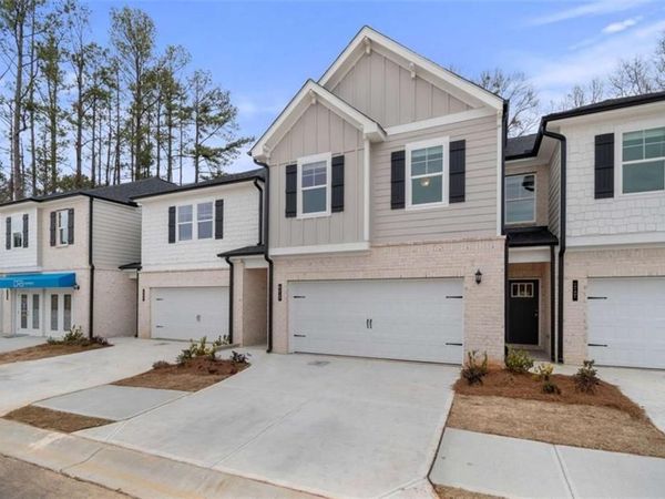 660 Treasure Drive, Stockbridge, GA 30281
