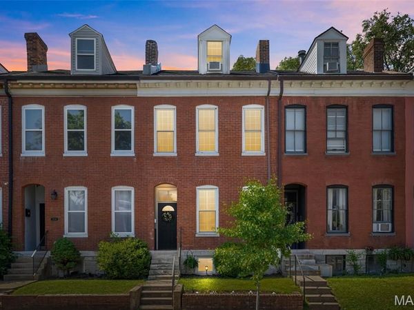 2026 Sidney Street, St Louis, MO 63104