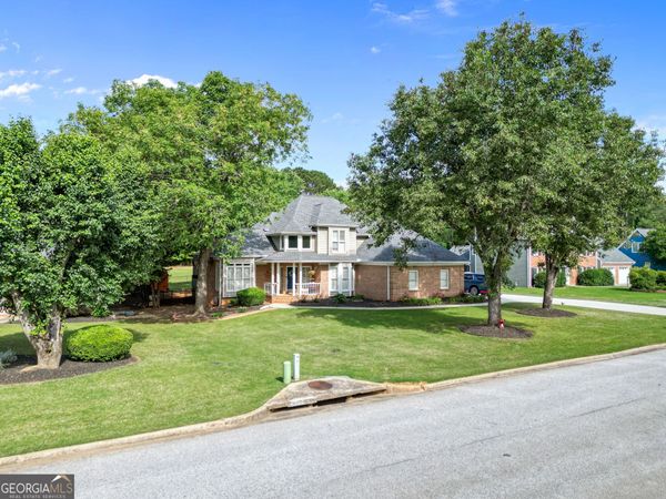 656 Clubland Circle SE, Conyers, GA 30094