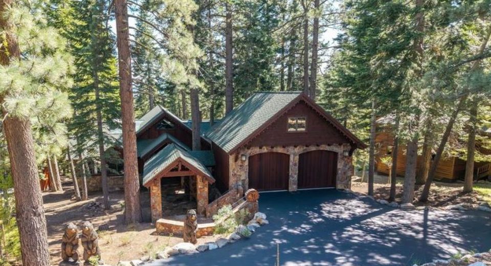 12824 Muhlebach Way, Truckee, CA 96161 Photo
