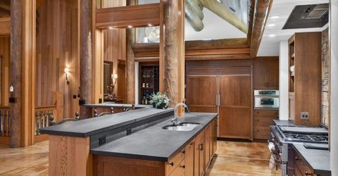 12824 Muhlebach Way, Truckee, CA 96161 Photo