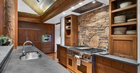 12824 Muhlebach Way, Truckee, CA 96161 Photo