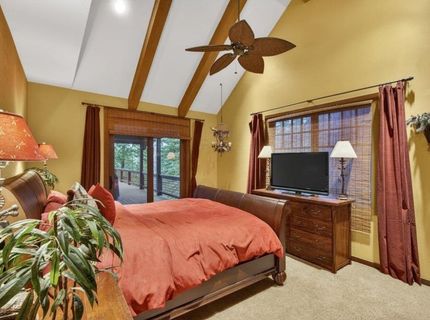 12824 Muhlebach Way, Truckee, CA 96161 Photo