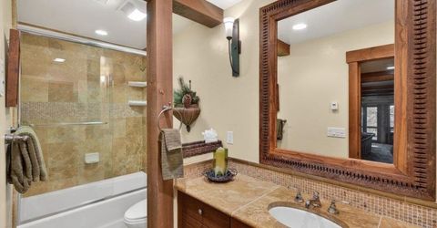 12824 Muhlebach Way, Truckee, CA 96161 Photo