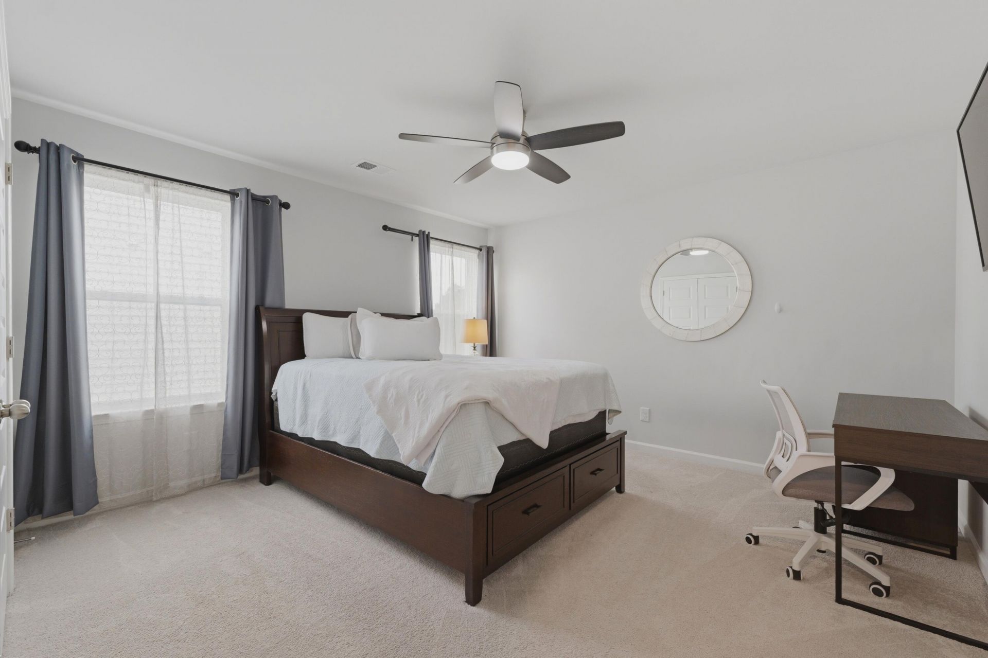 512 Yellow Leaf Lane Photo 33