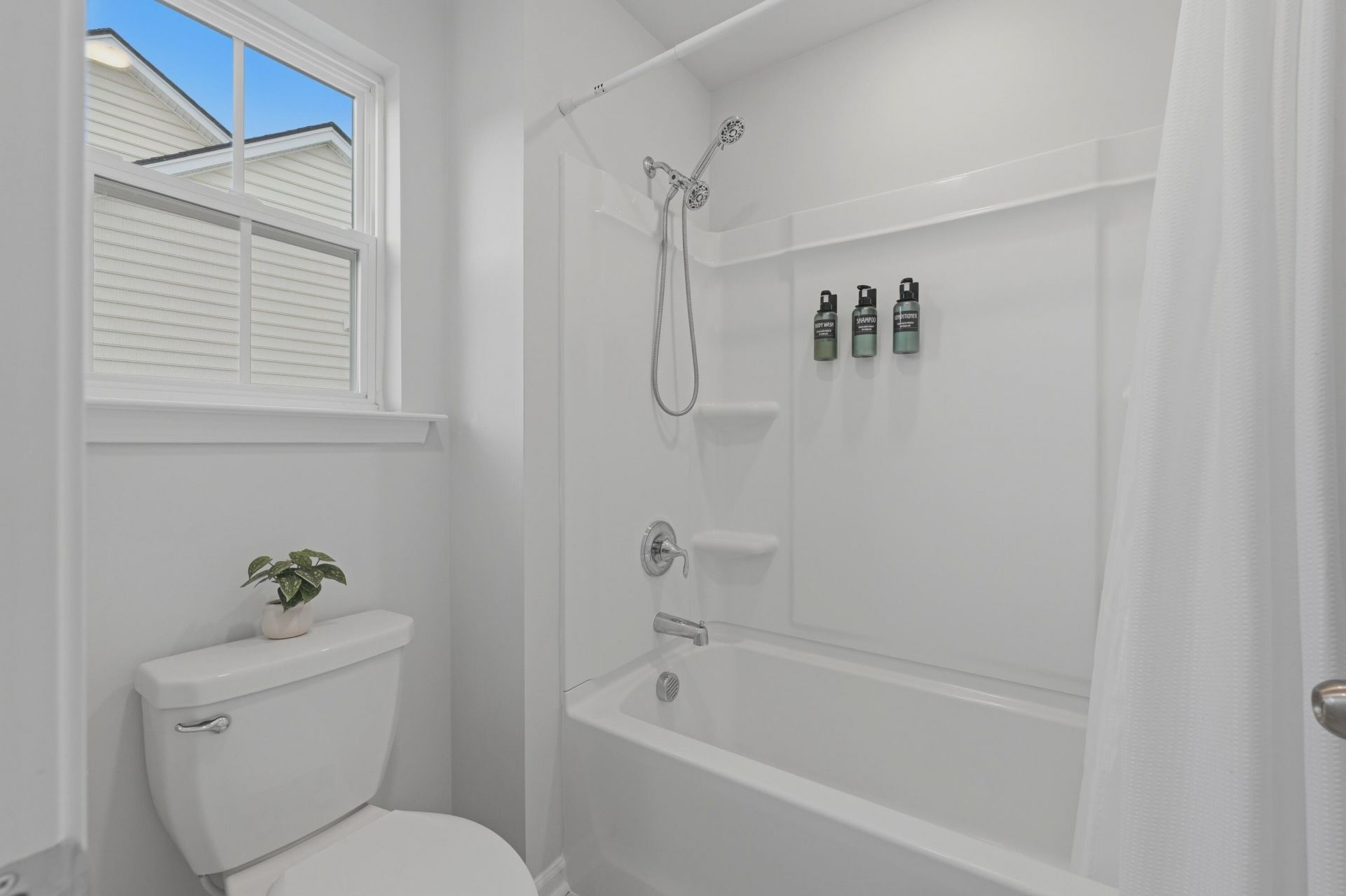 512 Yellow Leaf Lane Photo 35