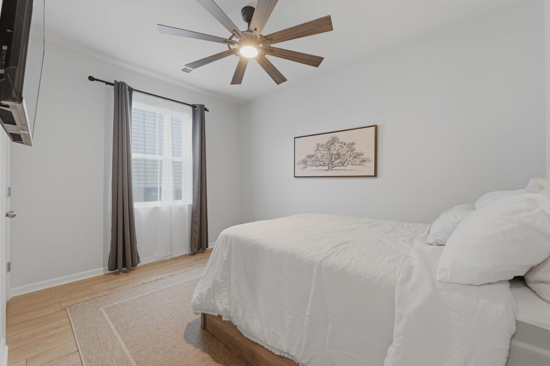512 Yellow Leaf Lane Photo 44