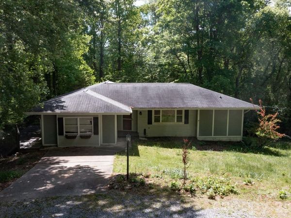 147 Barberry Heights Drive , Brevard, NC 28712