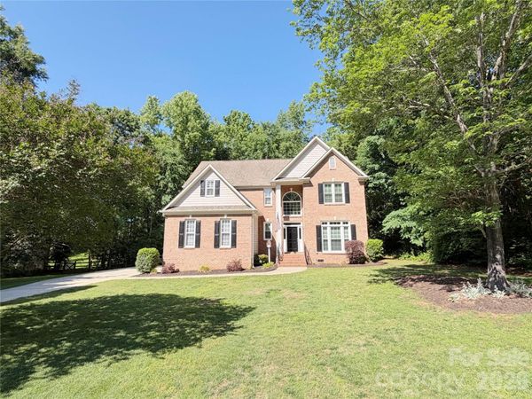 6000 Hunter Lane , Matthews, NC 28104