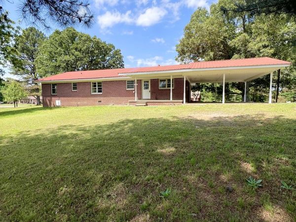 1155 S Main Street , Lexington, TN 38351