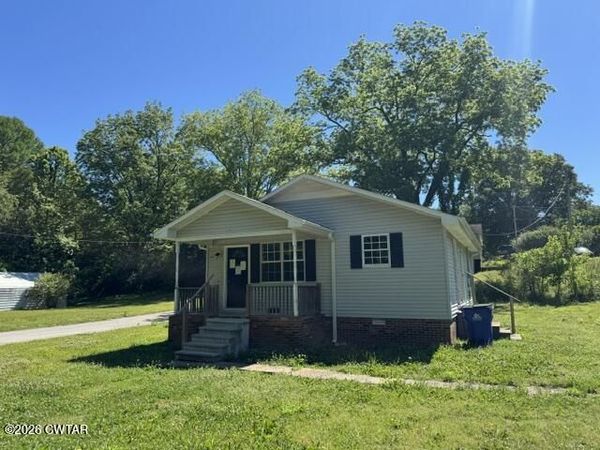 364 N Cedar Street , Dresden, TN 38225