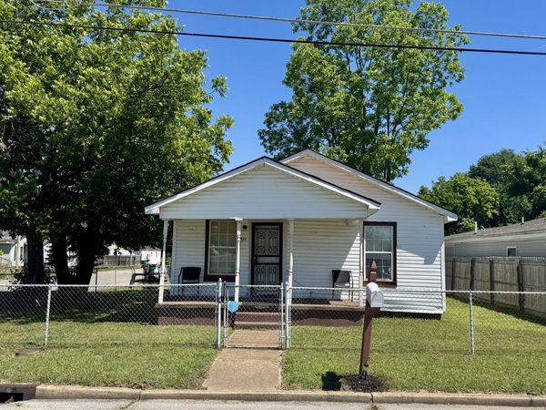 201 Daugherty Street , Jackson, TN 38301