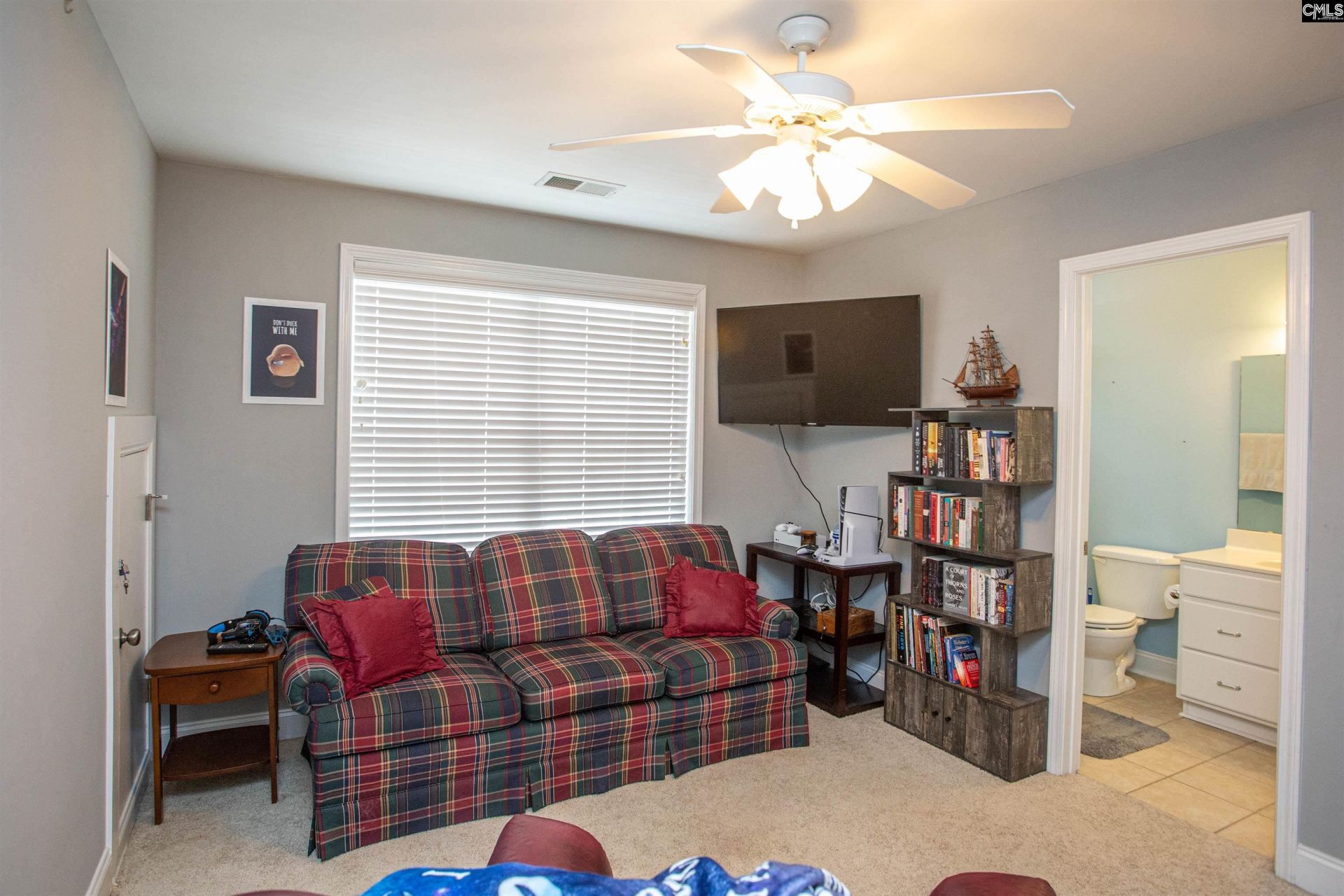 11 Yukon Court  Photo 28