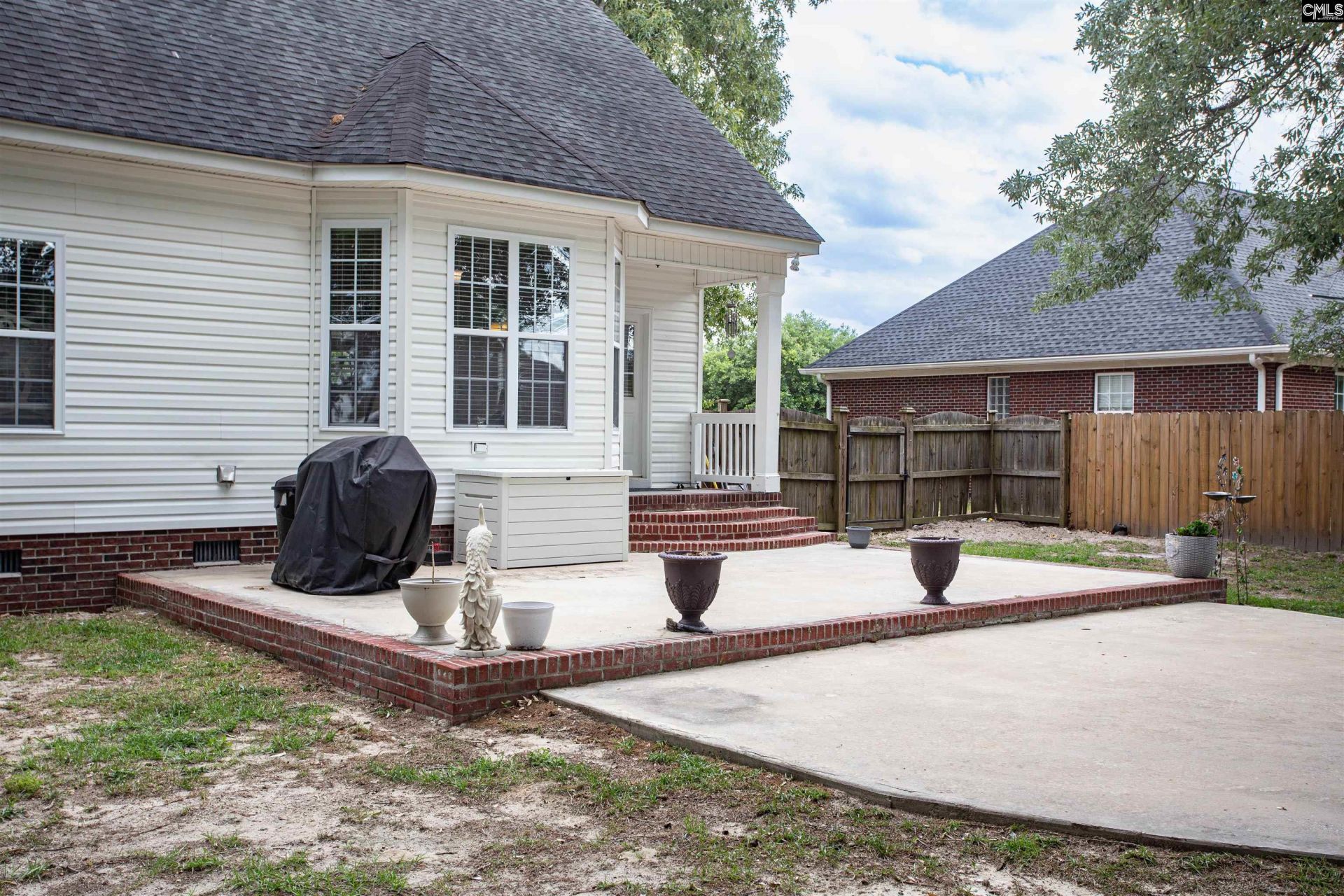 11 Yukon Court  Photo 40