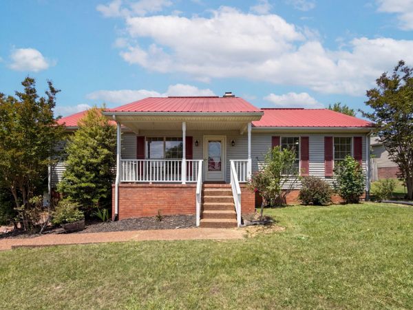 1037 Shadowbrook Dr , Greenbrier, TN 37073