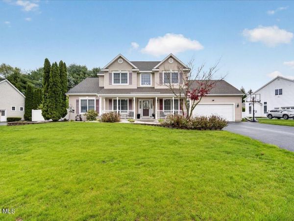 2015 Dobie Lane, Schenectady, NY 12303