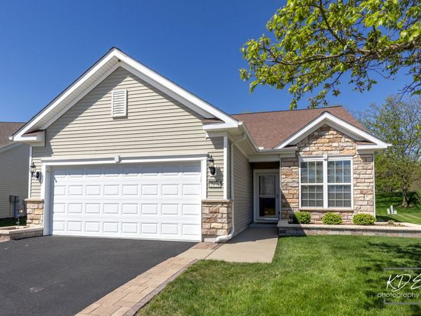 2898 Stoney Creek Drive , Elgin, IL 60124