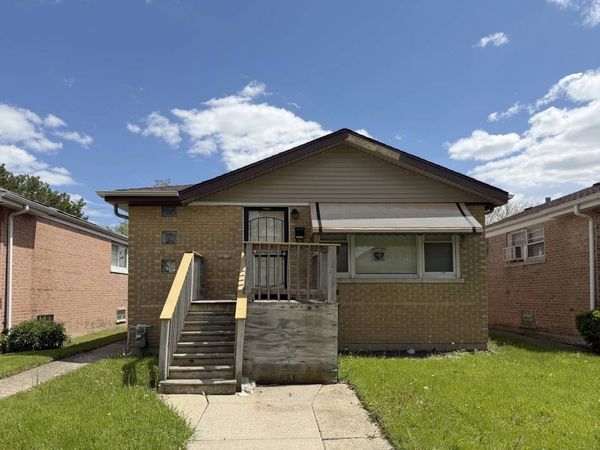10139 S MAY Street , Chicago, IL 60643