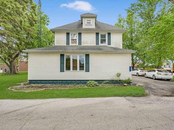5172 E Center Street , Bourbonnais, IL 60914