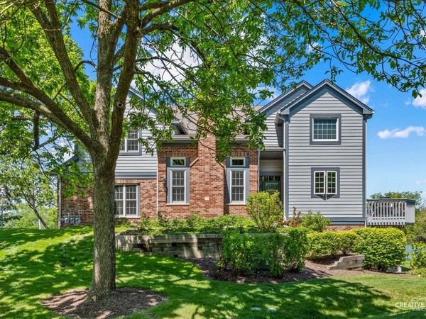108 Waterside Place , Burr Ridge, IL 60527