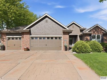 8001 S 94th Street , La Vista, NE 68128