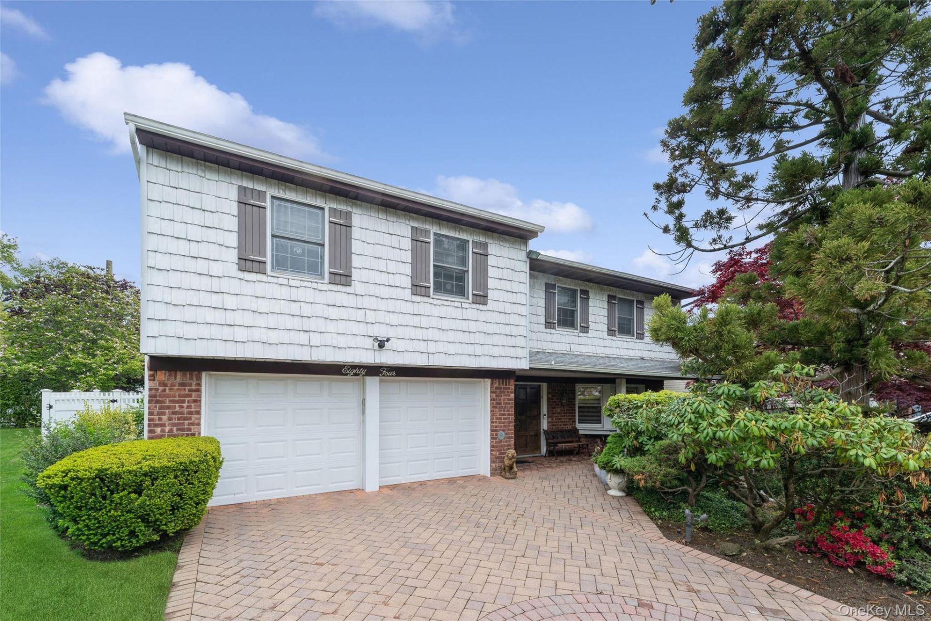 84 Nottingham Road , Manhasset Hills, NY 11040 Main Photo