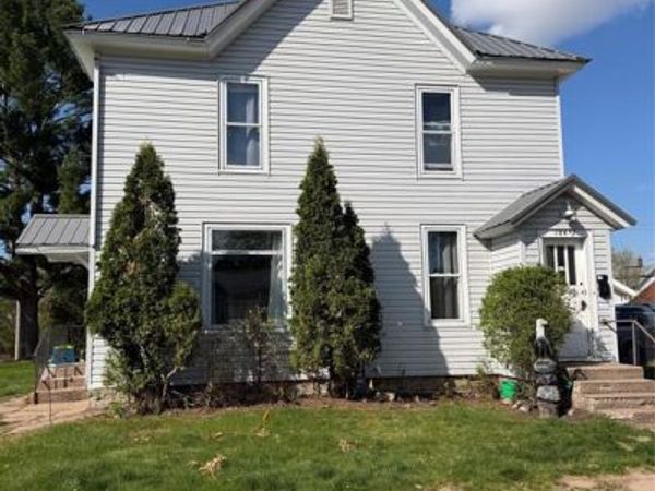 104 Grove Street, Unit 2, Chippewa Falls, WI 54729