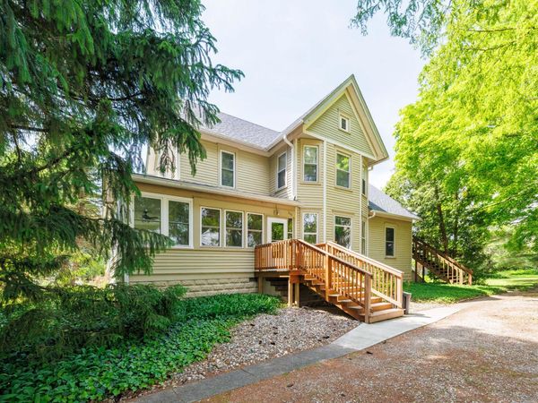 308 E Iroquois Street, Kentland, IN 47951