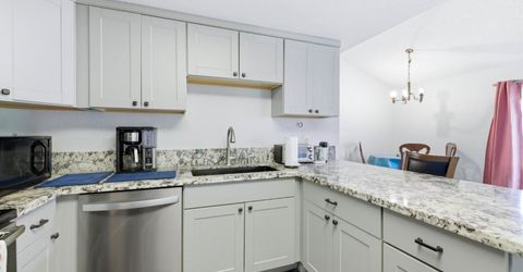 4901-4903 Travertine Cir, Sacramento, CA 95841 Photo