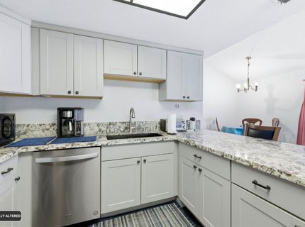 4901-4903 Travertine Cir, Sacramento, CA 95841 Photo