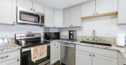 4901-4903 Travertine Cir, Sacramento, CA 95841 Photo