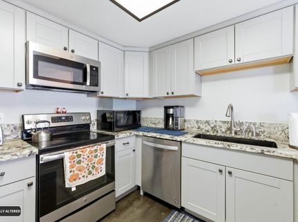 4901-4903 Travertine Cir, Sacramento, CA 95841 Photo