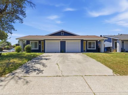 4901-4903 Travertine Cir, Sacramento, CA 95841 Photo