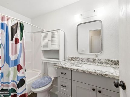 4901-4903 Travertine Cir, Sacramento, CA 95841 Photo