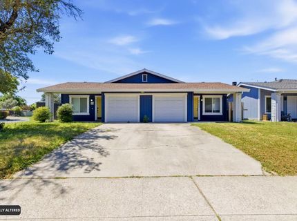 4901-4903 Travertine Cir, Sacramento, CA 95841 Photo