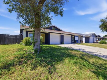4901-4903 Travertine Cir, Sacramento, CA 95841 Photo