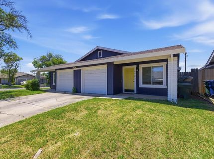 4901-4903 Travertine Cir, Sacramento, CA 95841 Photo