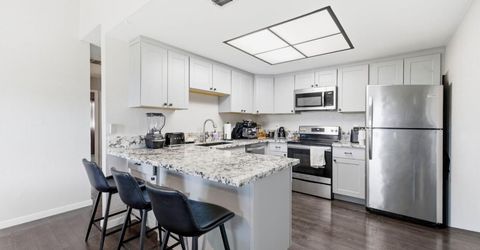 4901-4903 Travertine Cir, Sacramento, CA 95841 Photo