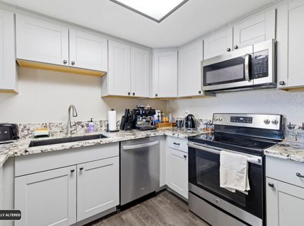 4901-4903 Travertine Cir, Sacramento, CA 95841 Photo