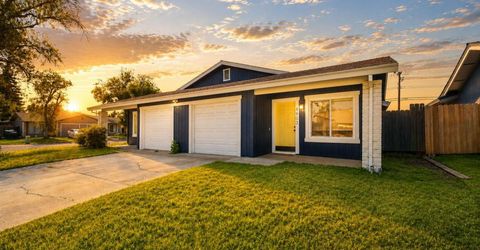 4901-4903 Travertine Cir, Sacramento, CA 95841 Photo