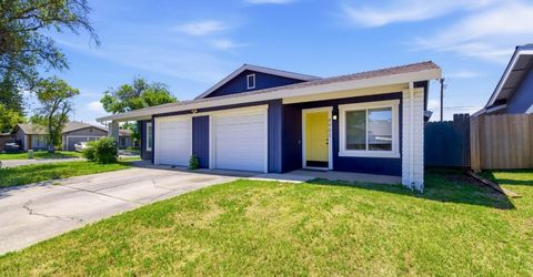 4901-4903 Travertine Cir, Sacramento, CA 95841 Photo