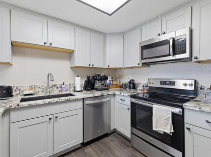 4901-4903 Travertine Cir, Sacramento, CA 95841 Photo
