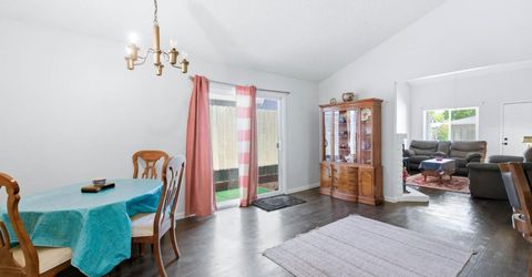 4901-4903 Travertine Cir, Sacramento, CA 95841 Photo