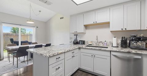 4901-4903 Travertine Cir, Sacramento, CA 95841 Photo