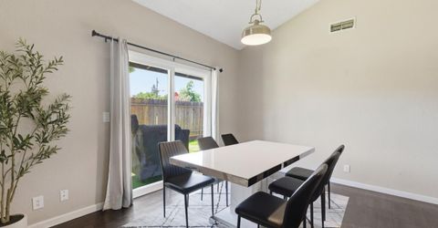 4901-4903 Travertine Cir, Sacramento, CA 95841 Photo