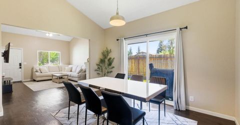 4901-4903 Travertine Cir, Sacramento, CA 95841 Photo