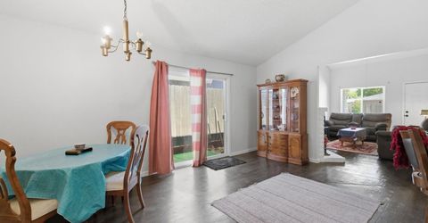 4901-4903 Travertine Cir, Sacramento, CA 95841 Photo