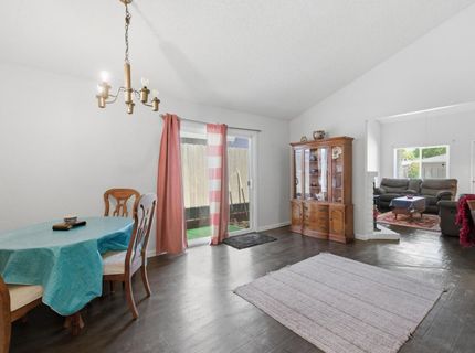4901-4903 Travertine Cir, Sacramento, CA 95841 Photo