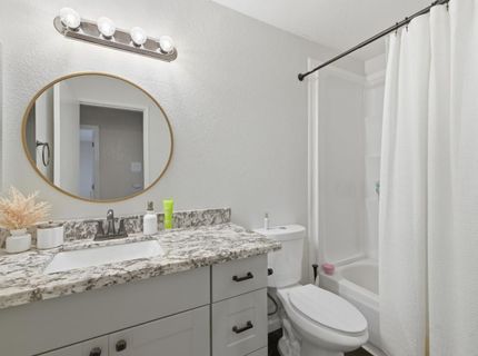 4901-4903 Travertine Cir, Sacramento, CA 95841 Photo