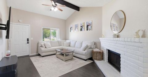 4901-4903 Travertine Cir, Sacramento, CA 95841 Photo